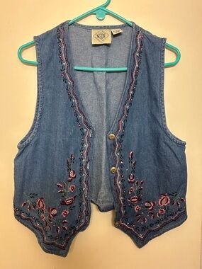 Same Game Different Name Y2K Embroidered Denim Vest with Floral Detail Size PM